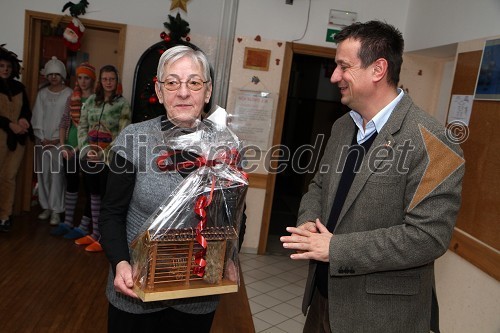 Jožica Horvat, predstavnica Zveze prijateljev mladine Slovenija in Anton Horvatič, direktor Diners Cluba Slovenije