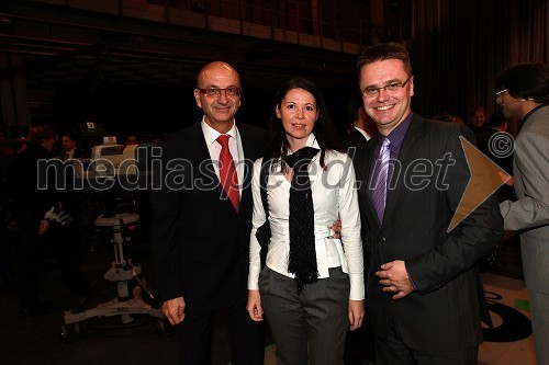 Heinz Slesak, generalni direktor Porsche Slovenija d.o.o., Simona Mavsar, direktorica znamke Seat in Petr Podlipny, vodja znamke Škoda v Sloveniji