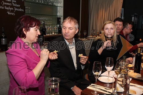 Bernarda, Branko in Alenka Čuš, sirarna Čuš