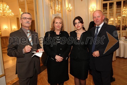 Edo Redžič, svetovalec uprave Term Maribor d.d, Alenka Iskra, predsednica uprave Term Maribor d.d., Suzana Pirtovšek, direktorica Založbe Kapital in Drago Petek, direktor podjetja Elektra d.o.o.