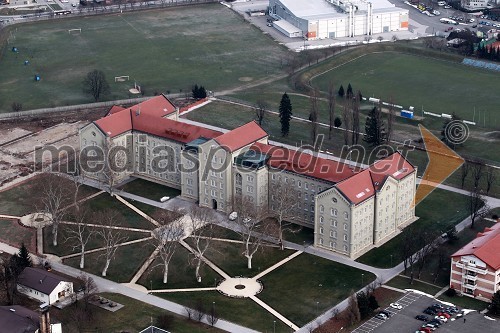 Vojašnica generala Maistra Maribor