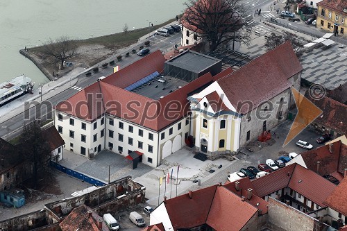 Lutkovno gledališče Maribor in Minoritska cerkev