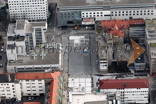 Centrala Nove KBM in Trgovski center City Maribor