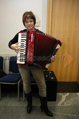 Karmen Štumberger, harmonikarka