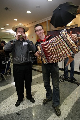 Viktor Brodnjak in Boris Pleše, glasbenika