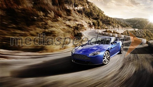 Novi Aston Martin V8 Vantage S