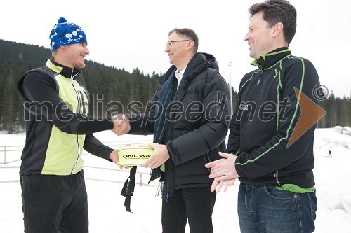 Anže Repanšek, direktor One Way, dr. Igor Lukšič, minister za šolstvo in šport in Janez Slabe