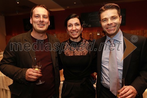 Uroš Rojac, vinar, dr. Irena Fonda, direktorica podjetja Fonda.si in Aleksander Geržina, veleposlanik Slovenije v Avstriji