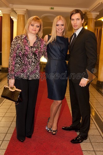 Nadiya Bychkova, plesalka, mama Larysa in Peter Klinc, Mister Slovenije 2009