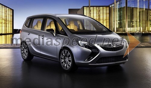 Nova Opel Zafira Tourer Concept