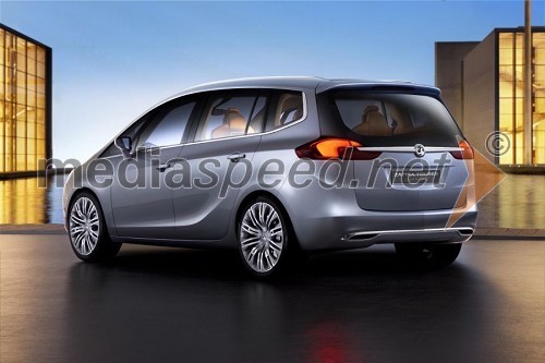 Nova Opel Zafira Tourer Concept