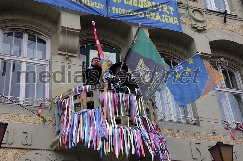 Dr. Štefan Čelan, župan Ptuja in Baron Janez Golc, plemeniti Jakob Breuner Markovski, princ karnevala 2011 ter Branko Brumen, vodja Kurentovanja 2011 in predsednik FECC Slovenija