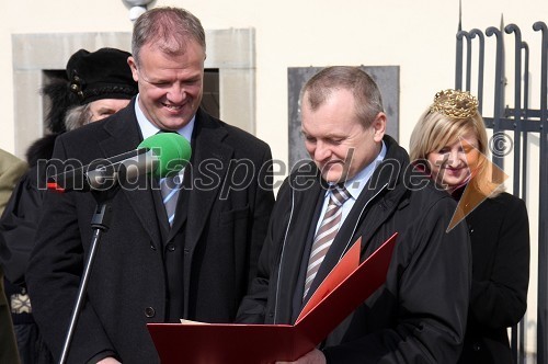 ... in Franc Kangler, župan Mestne občine Maribor ter gospodar Stare trte