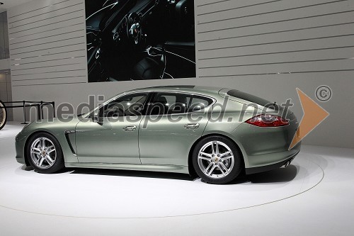 Porsche Panamera hybrid

