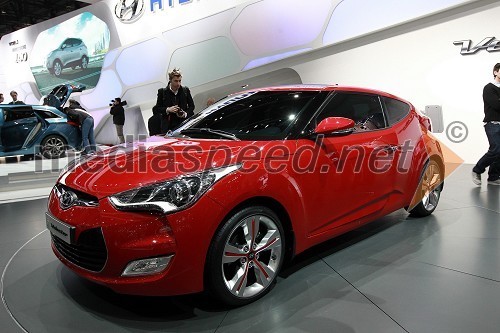 Hyundai Veloster