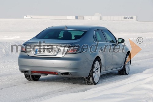 Saab 9-5 se promovira skozi zgodovino