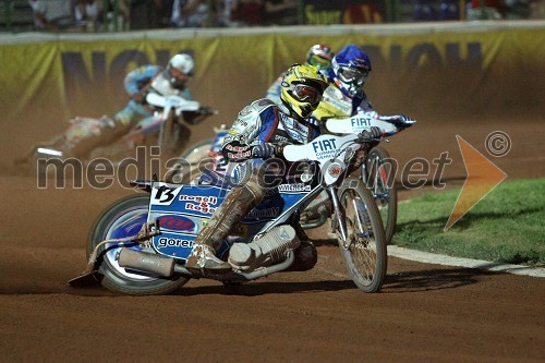 Matej Žagar (Slovenija) v ozadju Jason Crump (Avstralija), Andreas Jonsson (Švedska) in Greg Hancock (ZDA)
