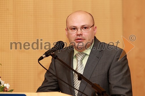 Prof. dr. Klavdij Logožar, Ekonomsko poslovna fakulteta Univerze v Mariboru