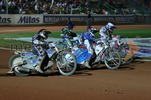 Bjarne Pedersen (Danska), Nicki Pedersen (Danska), Antonio Lindbaeck (Švedska) in Jason Crump (Avstralija)