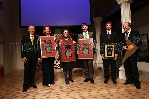 Mag. Branko Pavlin, predsednik uprave družbe medijskih vsebin Dnevnik d.d., Jerneja Kamnikar, direktorica podjetja Vivo catering, Sonja Šinigoj, direktorica podjetja SAOP d.o.o., Dejan Turk, predsednik uprave Simobil d.d., Gregor Pipan, direktor podjetja Xlab d.o.o. ter dr. Ivan Svetlik, minister za delo, družino in socialne zadeve