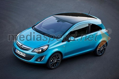 Nova Opel Corsa Color Edition