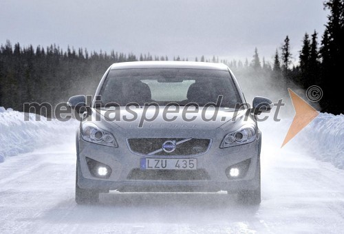 Volvo C30 Electric so testirali v ekstremnih zimskih razmerah