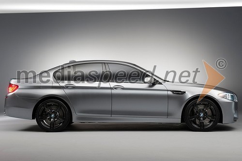 Novi BMW M5 - koncept