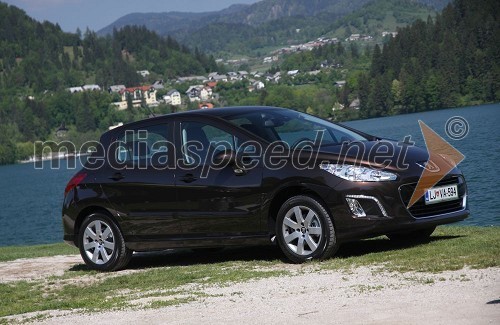 Peugeot 308, slovenska predstavitev