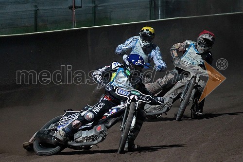 Adrian Miedzinski (Poljska), Matej Žagar (AMTK Ljubljana) in Aleksander Čonda (AMD Krško)