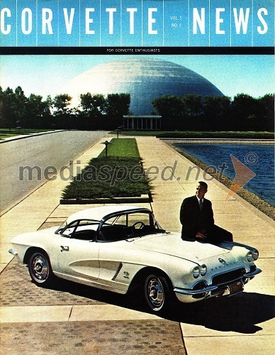 Corvette News iz leta 1962; na naslovnici A.B.Shepard poleg njegove Corvette 

