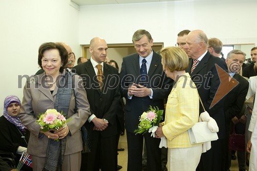 Barbara Miklič Türk, mag. Robert Cugelj, direktor Inštituta RS za rehabilitacijo, dr. Danilo Türk, predsednik Republike Slovenije, njeno veličanstvo kraljica Sonja in njegovo veličanstvo norveški kralj Harald V.