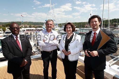 Dr. Peter Bossman, župan občine Piran in častni pokrovitelj Internautice 2011, Japec Jakopin, navtični oblikovalec in lastnik skupine Seaway, dr. Ljubica Jelušič, ministrica za obrambo in dr. Patrick Vlačič, minister za promet