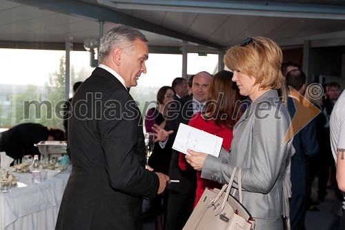 Nedeljko Dabič in Nevenka Črešnar Pergar, lastnica in direktorica podjetja NP Consulting