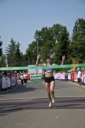 Mojca Grandovec, zmagovalka teka na 10 km ženske