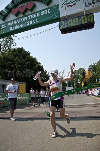 Helena Javornik, 1. mesto v kategoriji maratonke