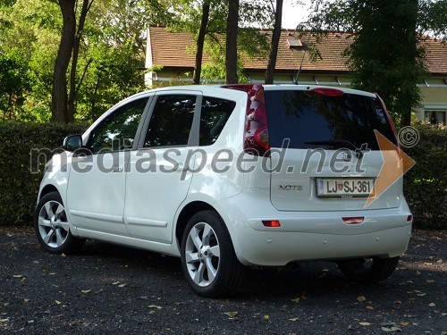 Nissan Note 1.6 16V tekna connect