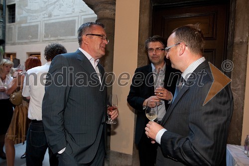 Stanko Polanič, direktor SGP Pomgrad d.d, Goran Miloševič, Društvo za promocijo in zaščito prekmurskih dobrot in Radovan Žerjav, politik