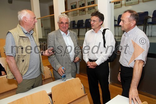 Prof. dr. Anton Ploj, upokojeni direktor Študentskih domov, prof. dr. Zmago Turk, predavatelj na Medicinski fakulteti, prof. dr. Danijel Rebolj, rektor Univerze v Mariboru in prof. dr. Franc Čuš, predsednik Društva univerzitetnih profesorjev Maribor
