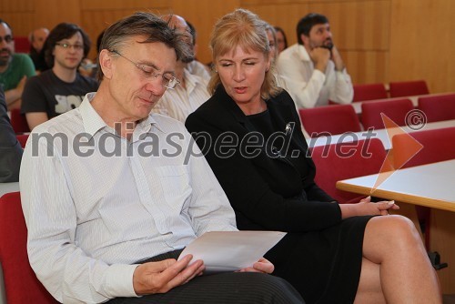 Prof. dr. Danijel Rebolj, rektor Univerze v Mariboru in prof. dr. Aleksandra Lobnik