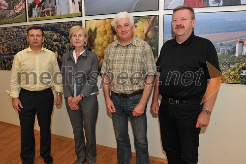 Mag. Anton Balažek, župan občine Lendava, dr. Marina Tavčar Krajnc iz Filozofske fakultete v Mariboru, avtorica raziskave Mladina 2010, dr. László Göncz, poslanec madžarske narodnostne skupnosti v Državnem zboru Republike Slovenije in Danilo Krapec, direktor Regionalne razvojne agencije Mura