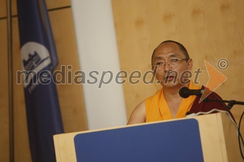 Geshe Ngawang Samten, prorektor na Centralni univerzi za tibetanske študije