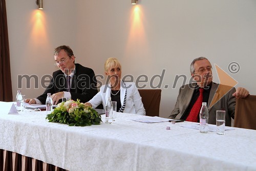 Prof. dr. Robert Leskovar, Fakulteta za organizacijske vede UM, Patricija Jankovič, predsednica programskega odbora konference  in prof. dr. Mladen Havelka