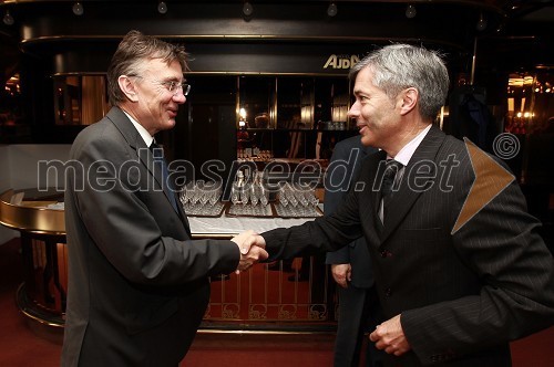 Prof. dr. Danijel Rebolj, rektor Univerze v Mariboru ter Janko Goršek, generalni direktor policije

 

