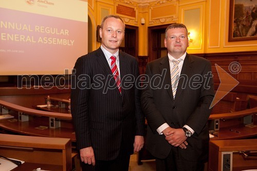 	Matej Potokar, Direktor skupine za Microsoftove poslovne rešitve za regijo Srednje in Vzhodne Evrope, MICROSOFT d.o.o.; Ljubljana, predsednik Ameriške gospodarske zbornice (AmCham) in Tomaž Lovše, nekdanji predsednik Ameriške gospodarske zbornice (AmCham)