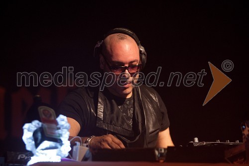 Roger Sanchez, DJ