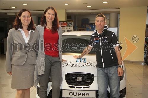 Irena Godec, vodja prodaje znamke Seat pri Porsche Slovenija d.o.o., Simona Mavsar, direktorica znamke Seat pri Porsche Slovenija d.o.o. in Livio Magoni, trener Tine Maze