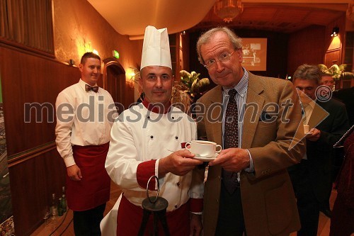 Danilo Čurman, kuhar Terme 3000 in dr. Erwin Kubesch, avstrijski veleposlanik v Sloveniji