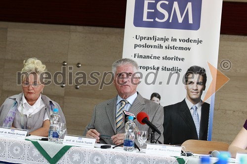 Prof. dr. Mara Ovsenik, predstojnica študijskega programa Socialna gerontologija Evropskega središča Maribor (ESM) in prof. dr. Ludvik Toplak, predsednik Evropskega središča Maribor (ESM)