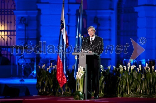 Osrednja državna počastitev dneva državnosti in 20. obletnice samostojnosti Slovenije