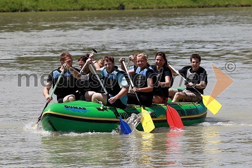 19. mednarodna veslaška regata študentskih osmercev in raftov 2011
